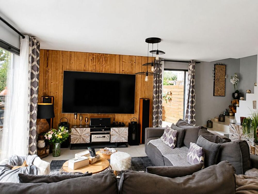 Vente Maison Maison 100 m²  - Piscine - Quartier calme Callian