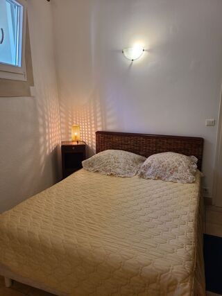  Appartement à louer 2 pièces 50 m²