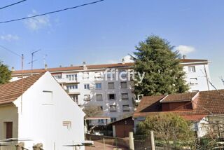  Appartement � vendre 5 pi�ces 77 m�