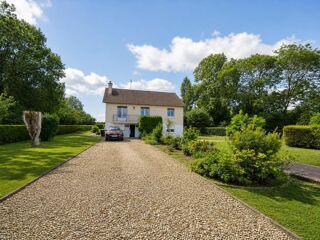  Propriété/château à vendre 4 pièces 117 m²