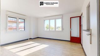Vente Appartement Appartement T3 traversant 72 m² avec Cave et Parking Frejus