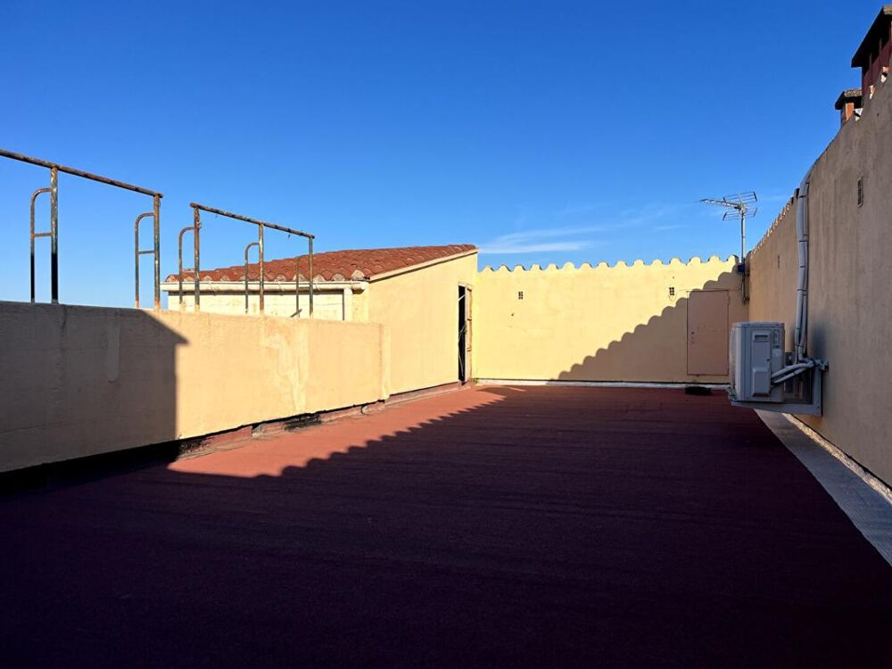 Vente Appartement Magnifique appartement T4 de 116 m² avec roof top de 45 m² avec une vue imprenable au 5 ème et dernier étage Perpignan