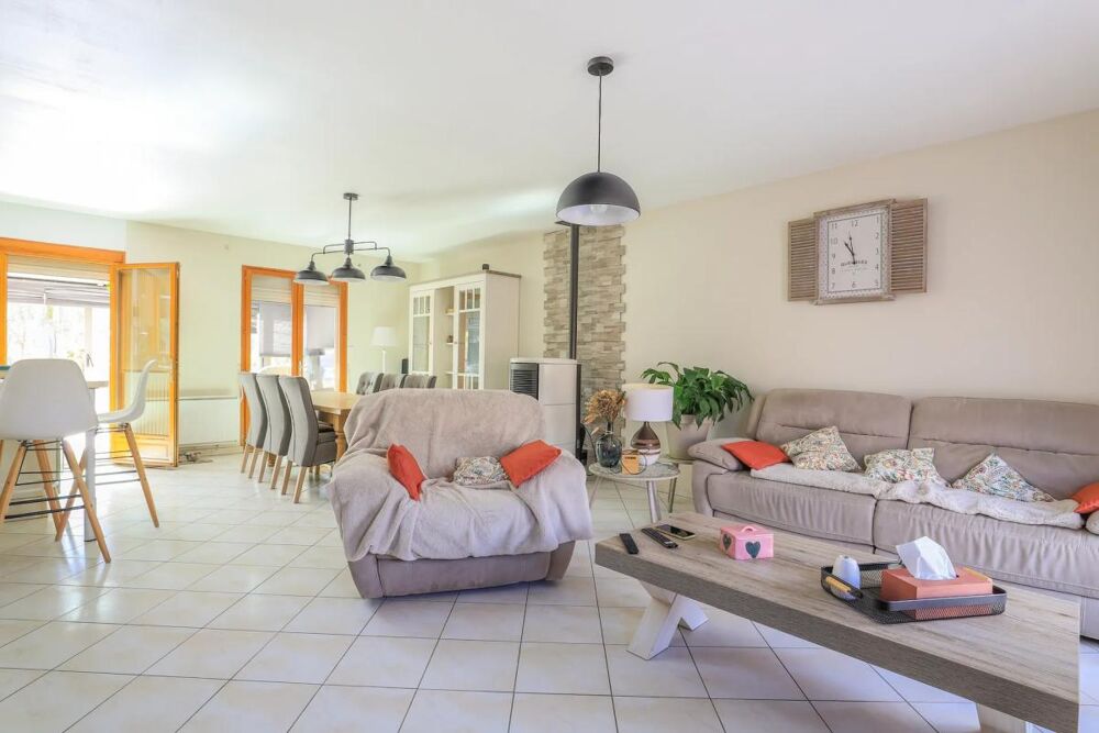 Vente Maison Maison familiale - 3 chambres - avec jardin & garage - 108 m2 Bettencourt riviere