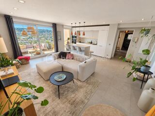 Vente Appartement NICE – CORNICHE FLEURIE – 3 PIÈCES 66 M² – TERRASSE – VUE PANORAMIQUE – PISCINE Nice