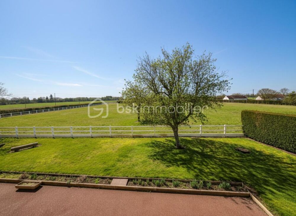 À Vendre  Propriété de 1,7 Hectare aux Portes du Perche