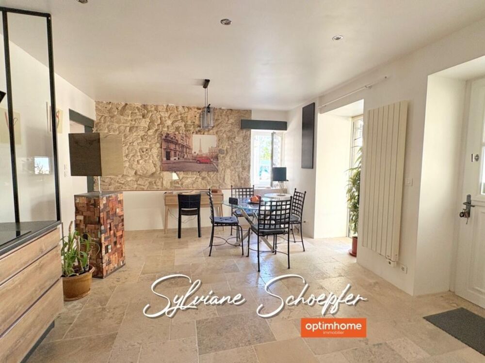 Coup de coeur pour cette maison de village à LA GARDE ADHEMAR (26)