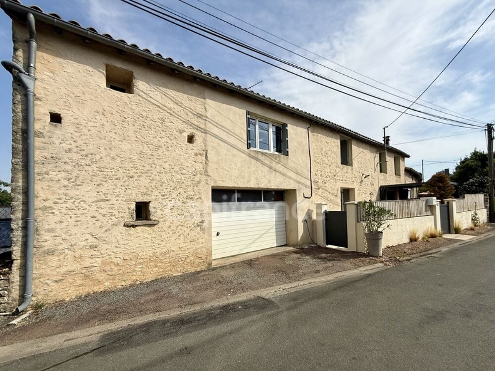 Vente Maison Le charme de l'ancien, le confort d'une rénovation soignée et un extérieur pensé pour profiter… sans les contraintes d'un grand Cours