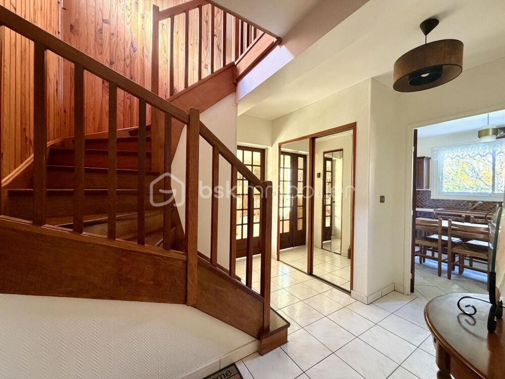 Vente Maison Maison 6 pièces 129 m² – 4 chambres – Jardin sans vis-à-vis – Résidence calme Orsay