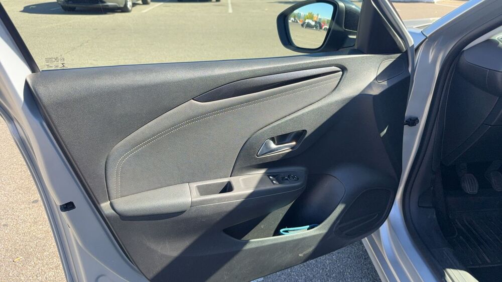 Corsa VI 1.2 75 Elegance Business 2022 occasion 69800 Saint Priest