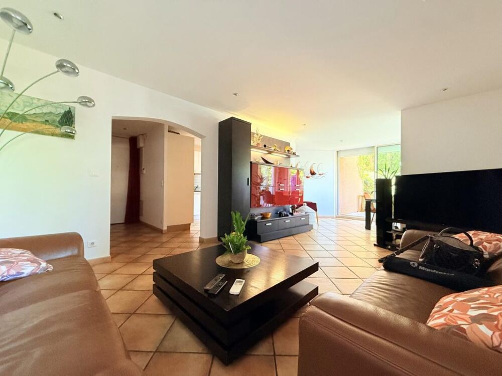 13009 CABOT 4 PIECES EN REZ DE JARDIN T.B.ETAT PARK PRIVE