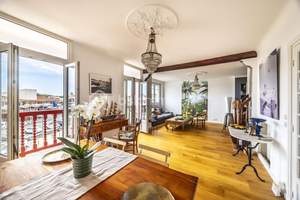 Duplex dexception avec vue imprenable sur le port de Ciboure