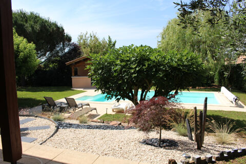   Maison Roussillon 6 pi�ce(s) 220 m2 Maison - 6 pi�ce(s) - 220 m�