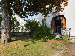  Villa  vendre 6 pices 150 m