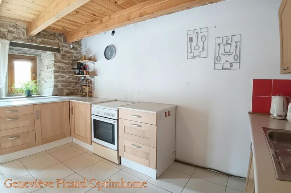 COUP DE COEUR ASSURÉ À CAMORS : Charmante longère indépendante avec jardin !