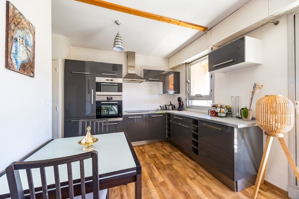 Vente Appartement T1 bis meublé, dernier étage avec balcon et vue sur parc – Bordeaux Tivoli Bordeaux
