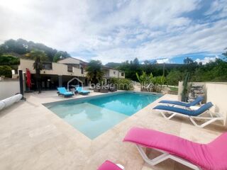  Villa  vendre 12 pices 266 m