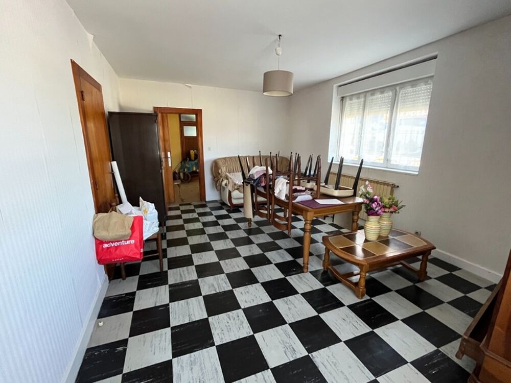 MAISON EPINAL 6 CHAMBRES A RENOVER