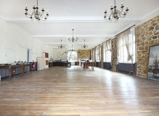  Maison  vendre 15 + pices 1260 m