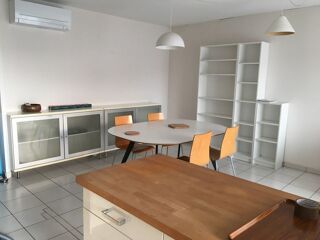  Appartement à louer 3 pièces 68 m²