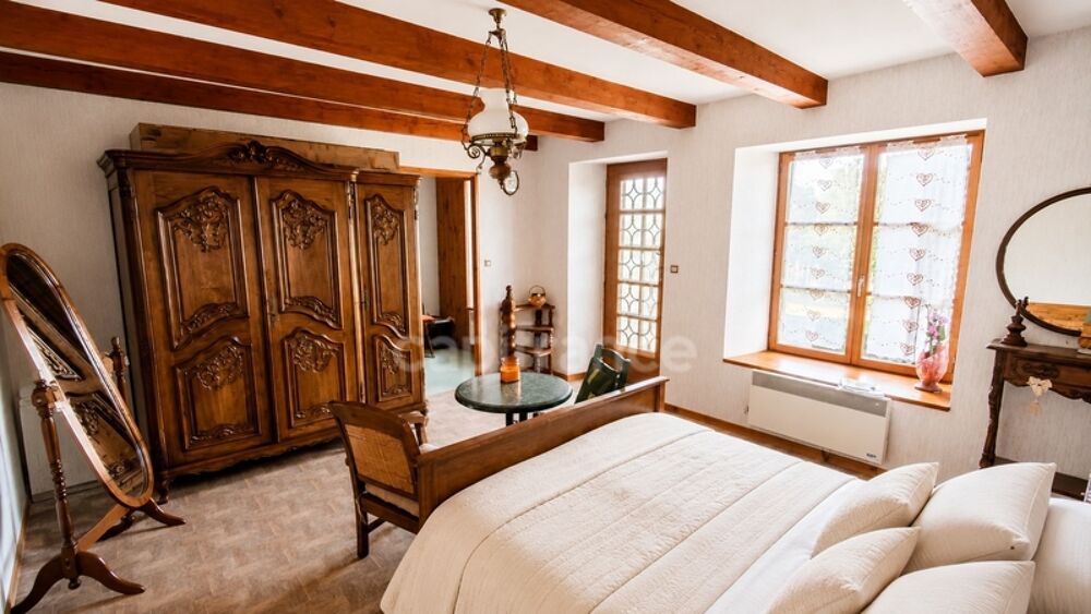 Vente Maison Maison de caractère 165 m² - 4 chambres - Suite indépendante - Piscine - Source privée - Terrain 1 499 m Saint hilaire de la cote