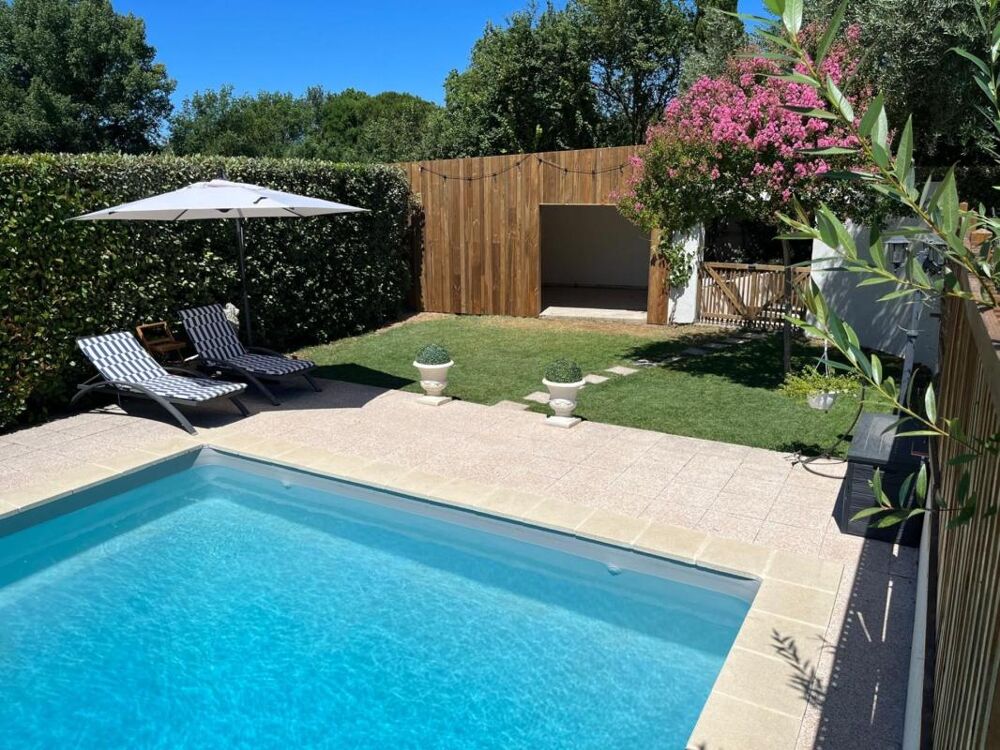 Maison 6 pièces 207 m² · à Bouc Bel Air · 207 m² · 749 000 €