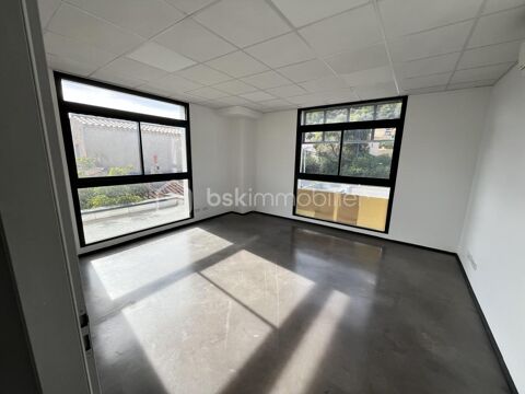 ''LOCAL PROFESSIONNEL A LOUER'' 3570 83400 Hyeres