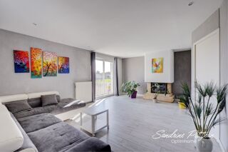  Maison  vendre 6 pices 143 m