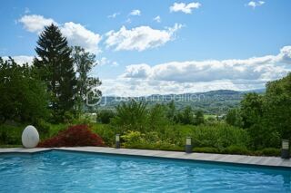  Propri�t�/ch�teau � vendre 6 pi�ces 139 m�