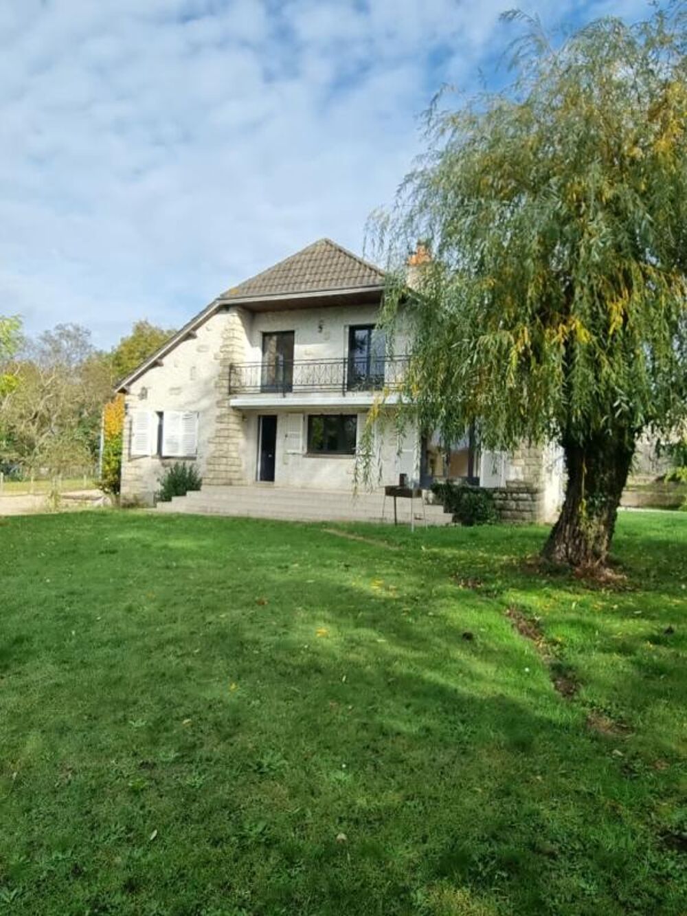 Vente Maison Beau pavillon 5 chambres sur sous sol Les bordes
