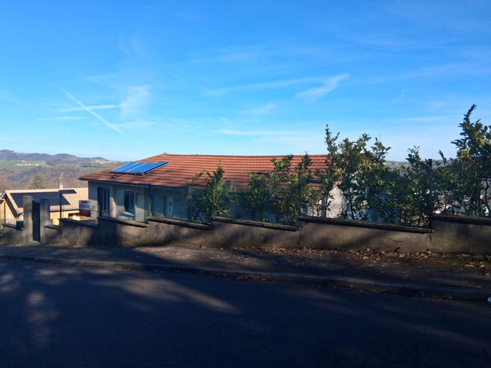Maison 7 pièces 182 m² · à Le Chambon Feugerolles · 182 m² · 249 000 €