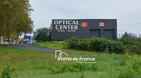   Villefranche De Rouergue, local de stockage, entrepôt de 500 m² , 400 m² en rez de chaussée + 100 m² a l'étage 