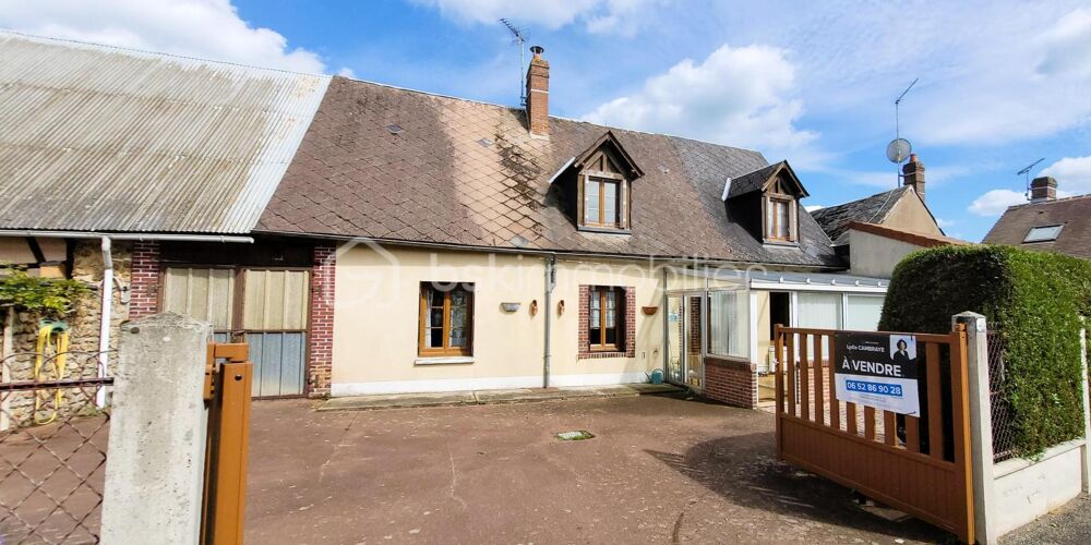 Maison en centre de village avec jardin