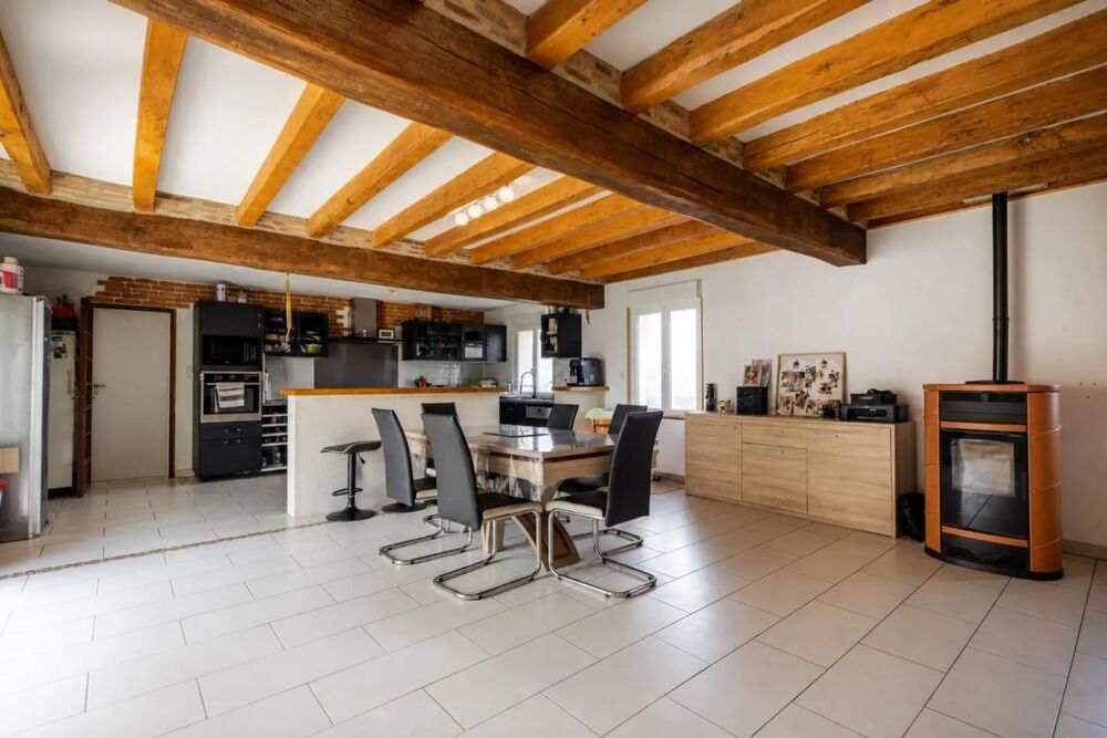 Vente Maison Maison de 6 pièces de 129 m² à La Chapelle-Montmartin La chapelle montmartin