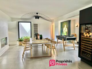  Maison à vendre 8 pièces 254 m²