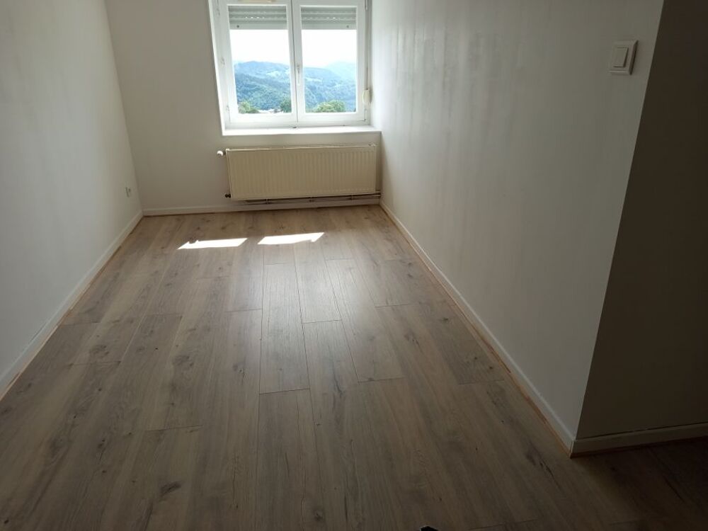 Location Appartement Appartement de 94m2 à louer sur Montfaucon Montfaucon