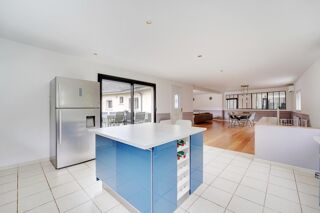  Maison � vendre 8 pi�ces 270 m�
