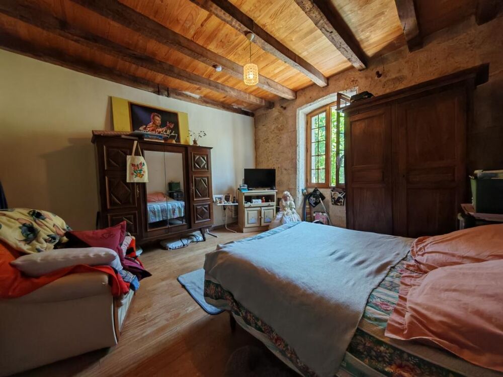 Vente Immeuble INVESTISSEMENT LOCATIF RARE – Immeuble de rapport au cœur de FOURCÈS, l'un des Plus Beaux Villages de France Fources