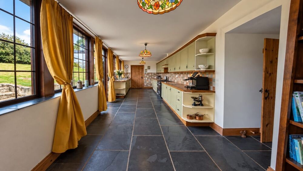 à vendre  Propriété/château Plévin (22340)