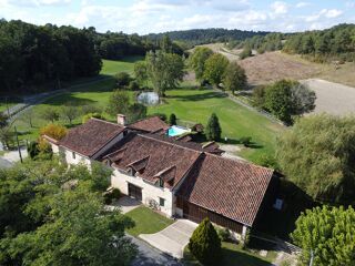  Maison à vendre 10 pièces 363 m²
