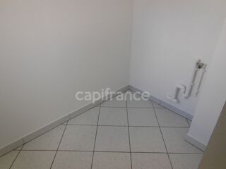  Appartement à louer 4 pièces 105 m²