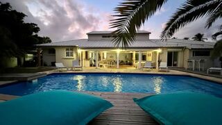  Villa � vendre 5 pi�ces 270 m�