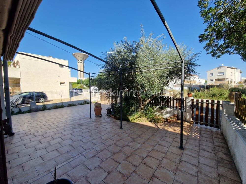 Vente Villa Villa de 100 m2 habitable avec grande terrasse et garage au Boucanet Le grau du roi