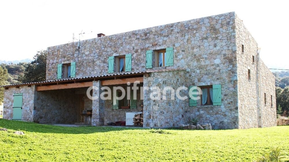 Vente Propriété/Château EXCLUSIVITE : Proche de L'ILE ROUSSE, Plaine du Reginu, propriété en pierre T5 161 m² sur 1.96 ha de terrain Ville di paraso
