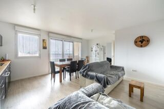  Appartement � vendre 4 pi�ces 77 m�