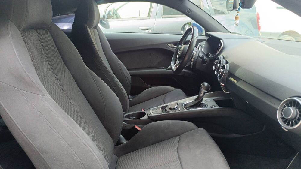 TT 2.0 TFSI 230 S-Tronic6 N/A - Automatique 2015 occasion 30130 Pont Saint Esprit
