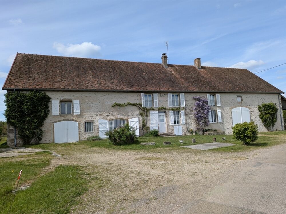 Maison à vendre 8 pièces SAULIEU (21)
