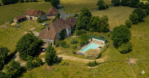   Coup de coeur assuré -Propriété de caractère en pierre-Maison familiale & gîte de 280m2 sur un terrain d'environ 2,8 ha proche d Maison - 11 pièce(s) - 280 m²