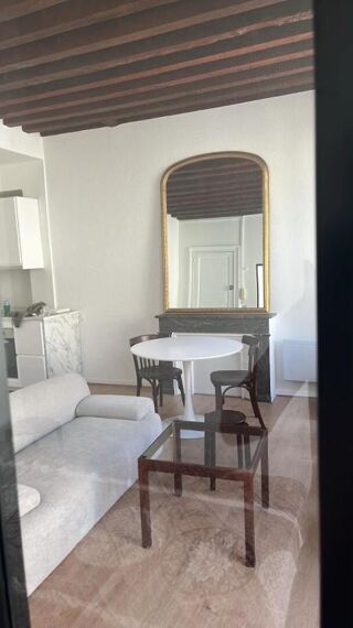  Appartement à louer 2 pièces 35 m²