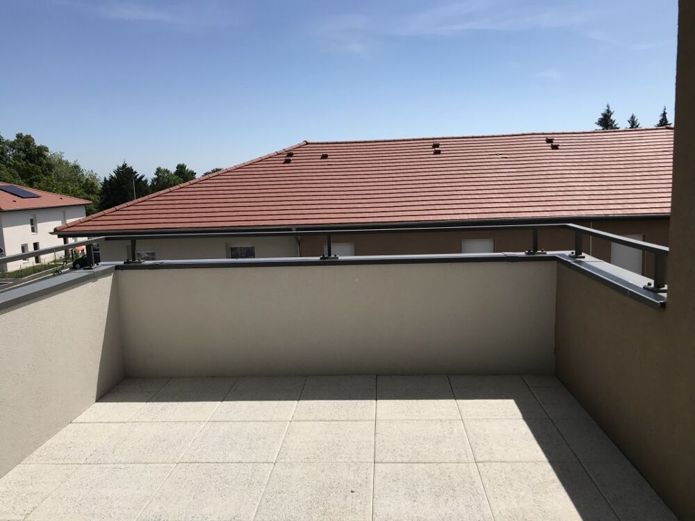 Location Appartement T3 avec parking et balcon à VILLEFONTAINE Villefontaine