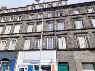  Appartement à louer 3 pièces 92 m²